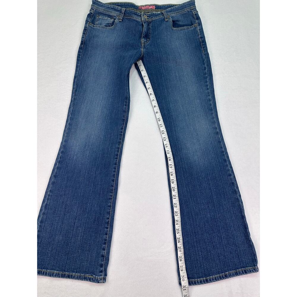 Levi’s 518 Superlow Bootcut Jeans Blue Wash Yellow Stitching Juniors 15M - Picture 8 of 14